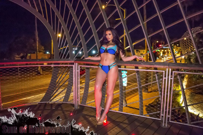 Glamour And Busty Celeb Model Abigail Ratchford 08