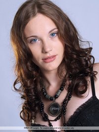 Liana E - Premiere