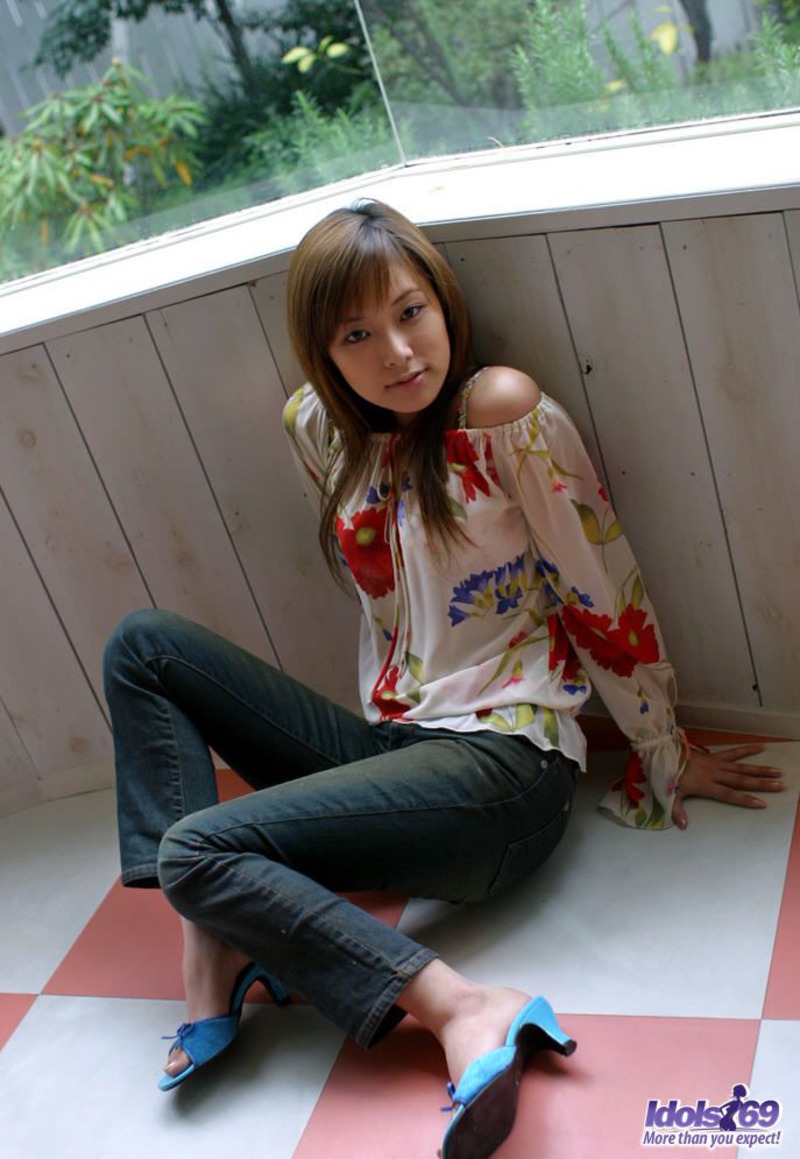 Cute Asian Babe Mona Strips 00