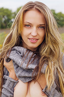 Skinny Blonde Loves Posing On The Haystack