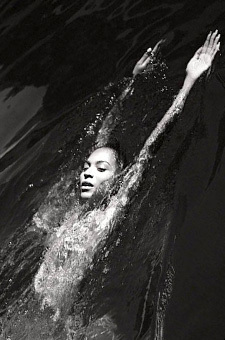 Sexy Singer Beyonce Knowles