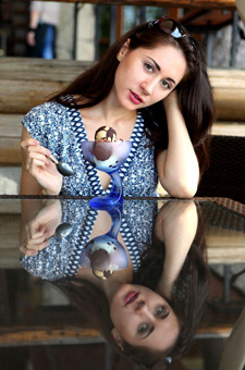 Naked Brunette Teasing Her Wet Pussy Outdoor 