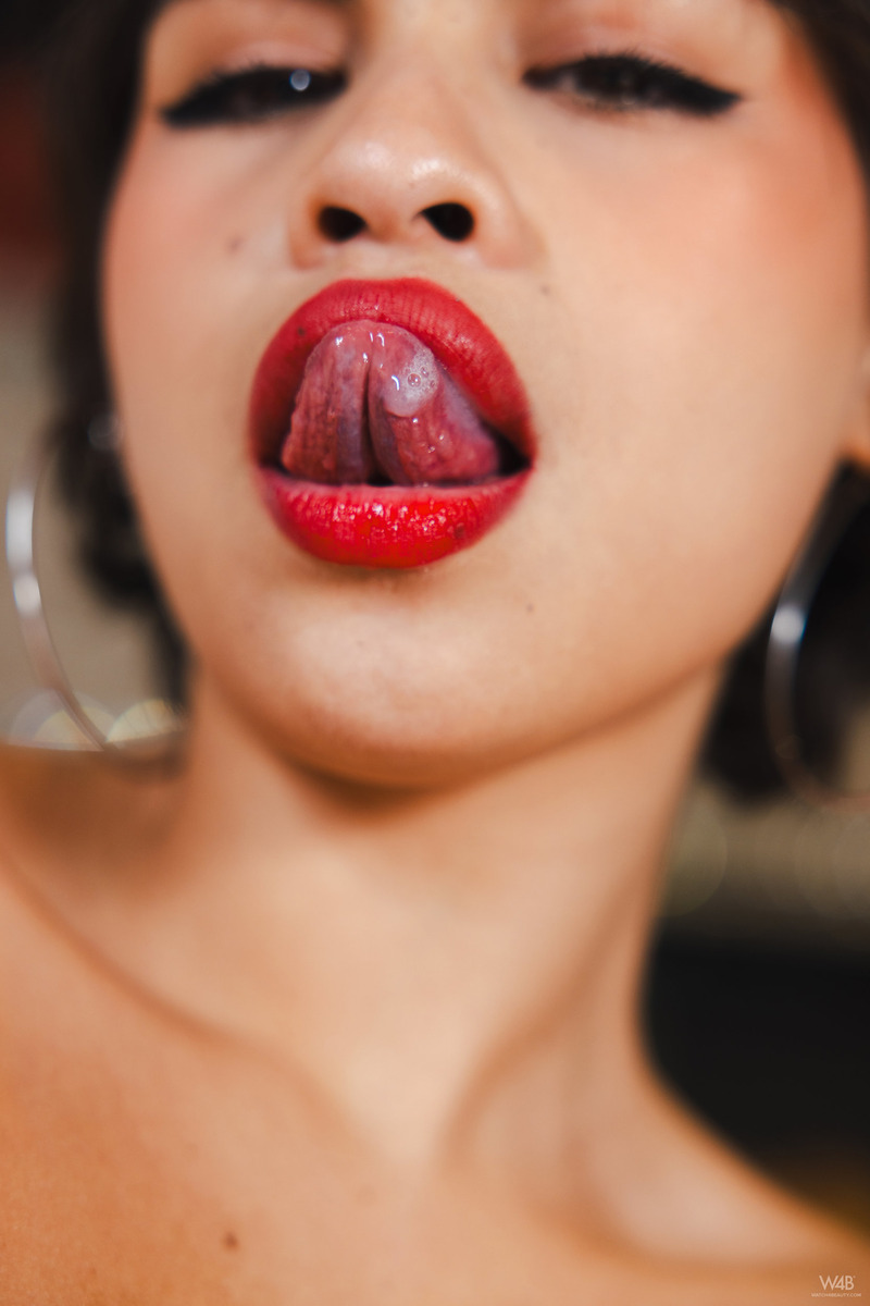 You Wanna Touch Me? 19